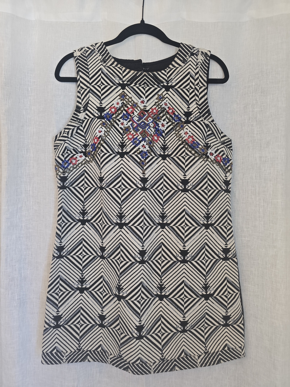New Romantics Black and White Geometric Embroidered Shift Dress Tunic